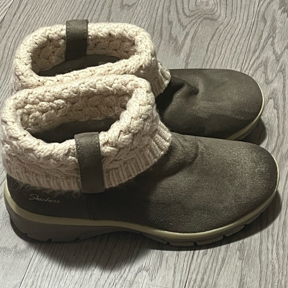 Skechers Shoes - Skechers Relaxed Fit: Easy Going - Cozy Weather Pull-On Ankle Boots,
9.5